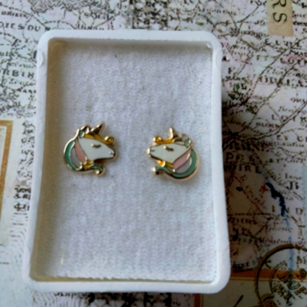 10k yellow gold unicorn enamel head earrings.